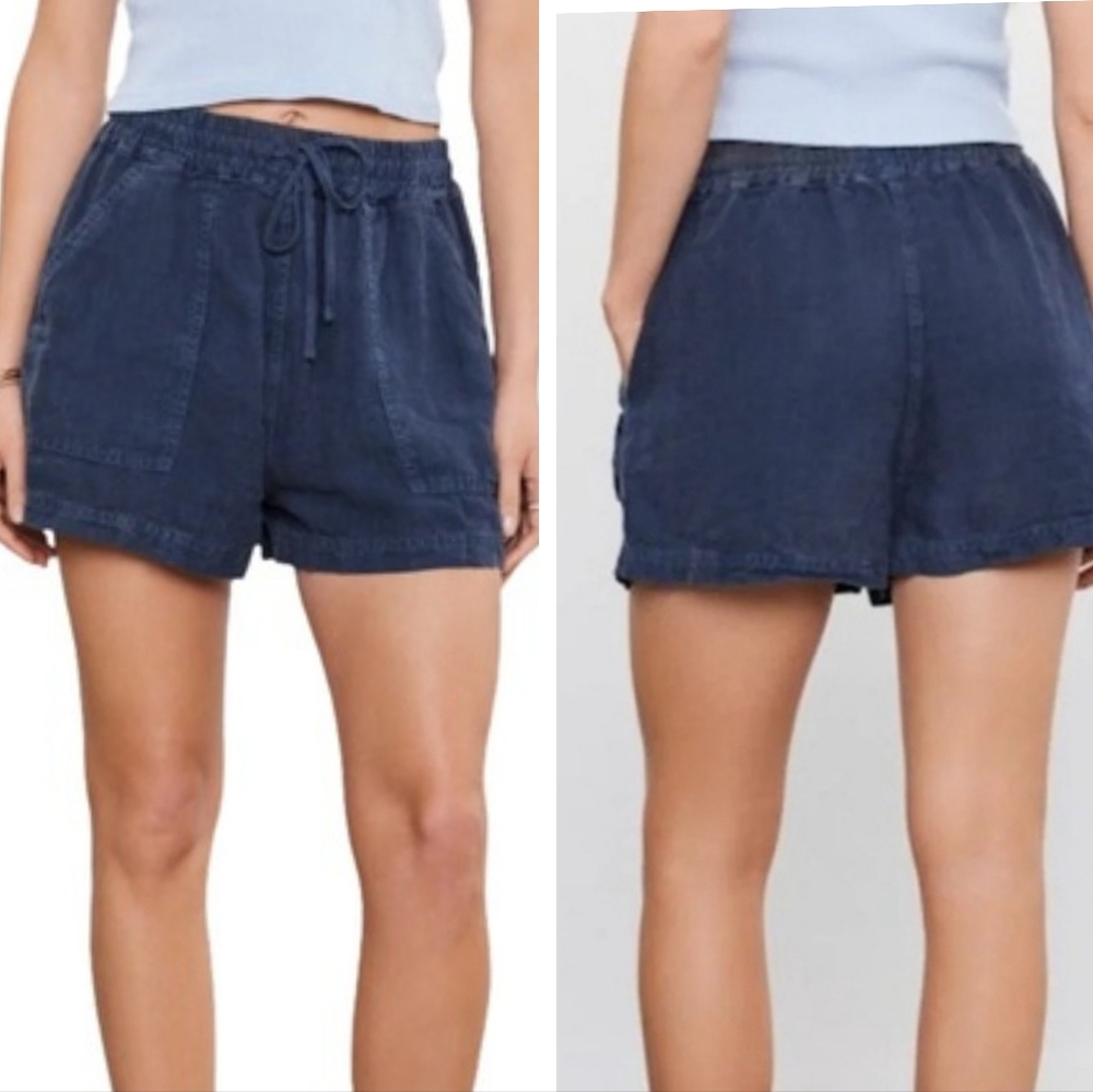 Club Monaco Navy Drawstring Cargo Shorts